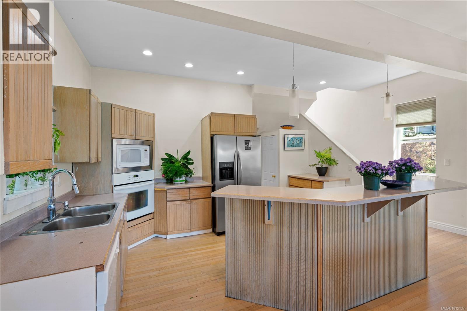2545 Florence Lake Rd, Langford