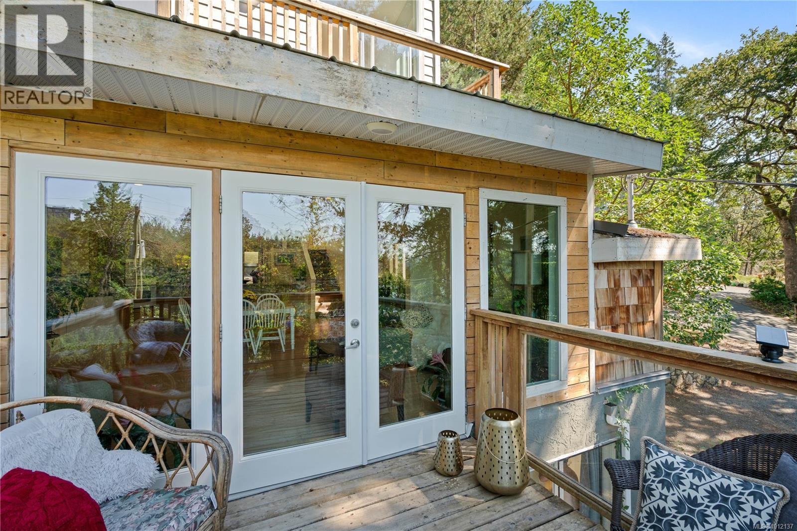 2545 Florence Lake Rd, Langford