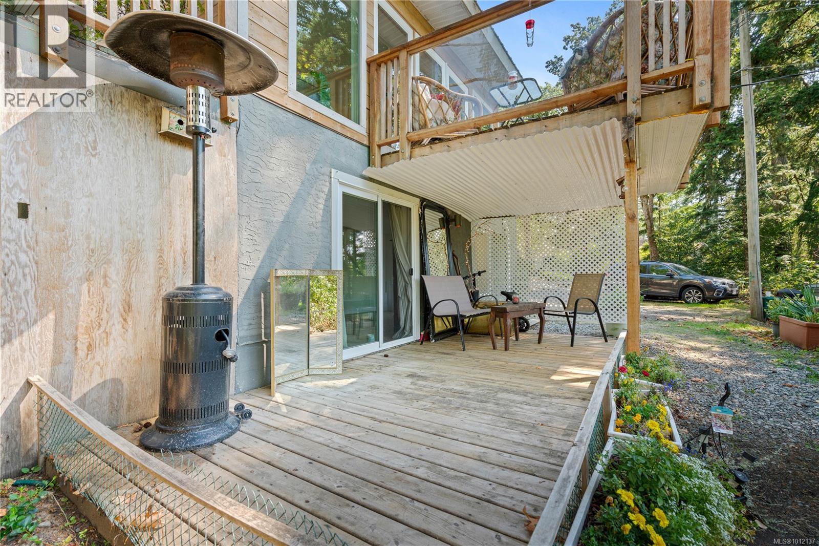 2545 Florence Lake Rd, Langford