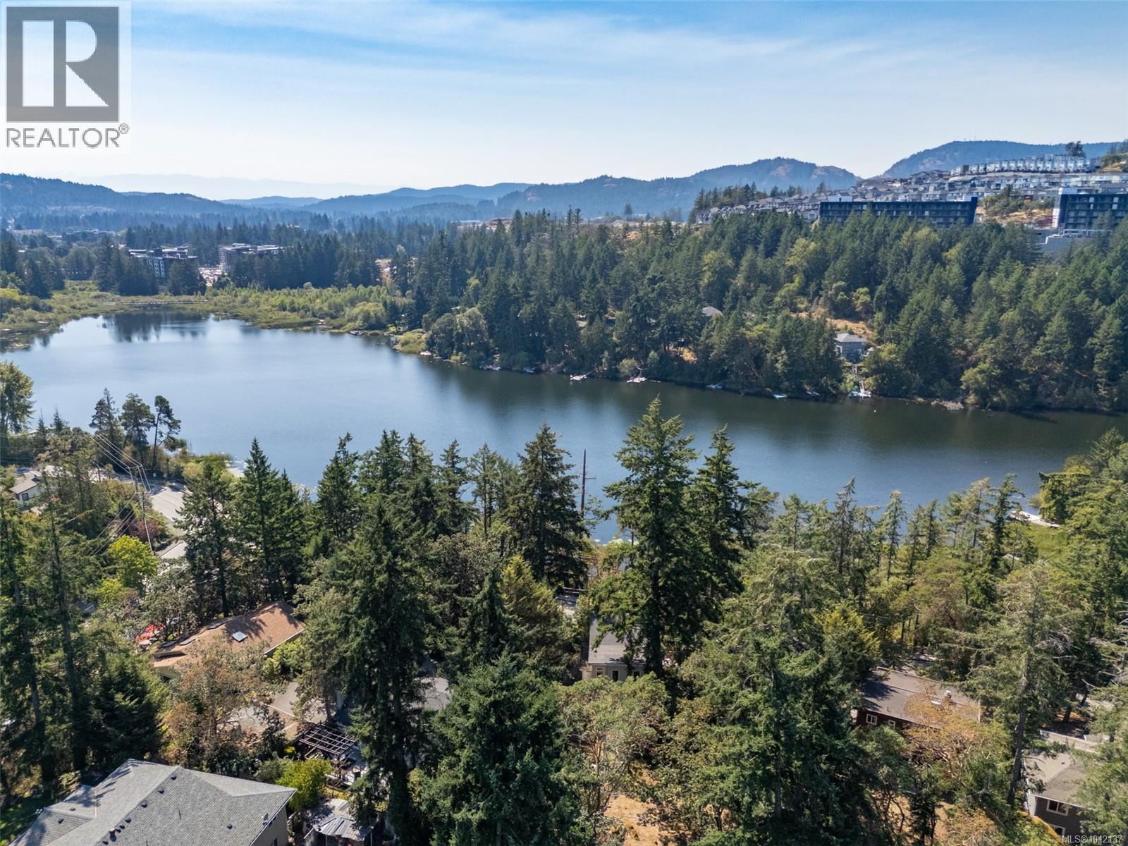 2545 Florence Lake Rd, Langford