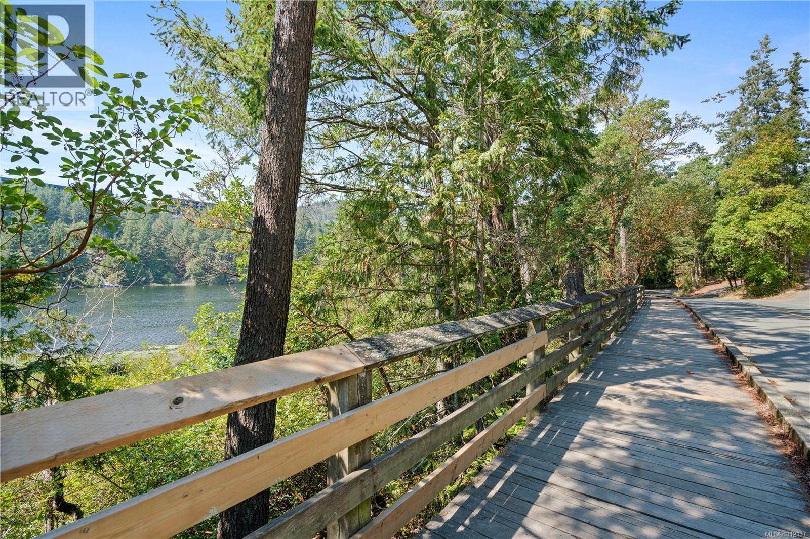 2545 Florence Lake Rd, Langford