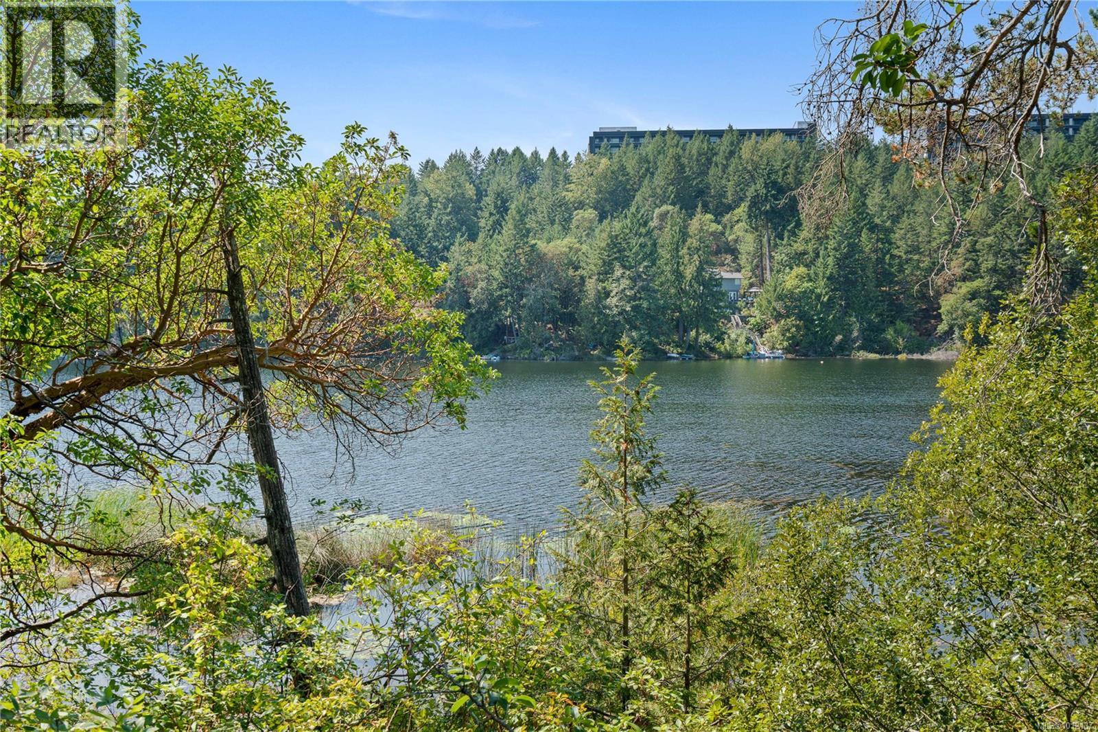 2545 Florence Lake Rd, Langford