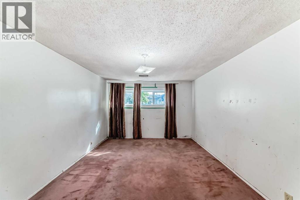 Photo 25 of 231 Falton Drive Ne, Calgary AB