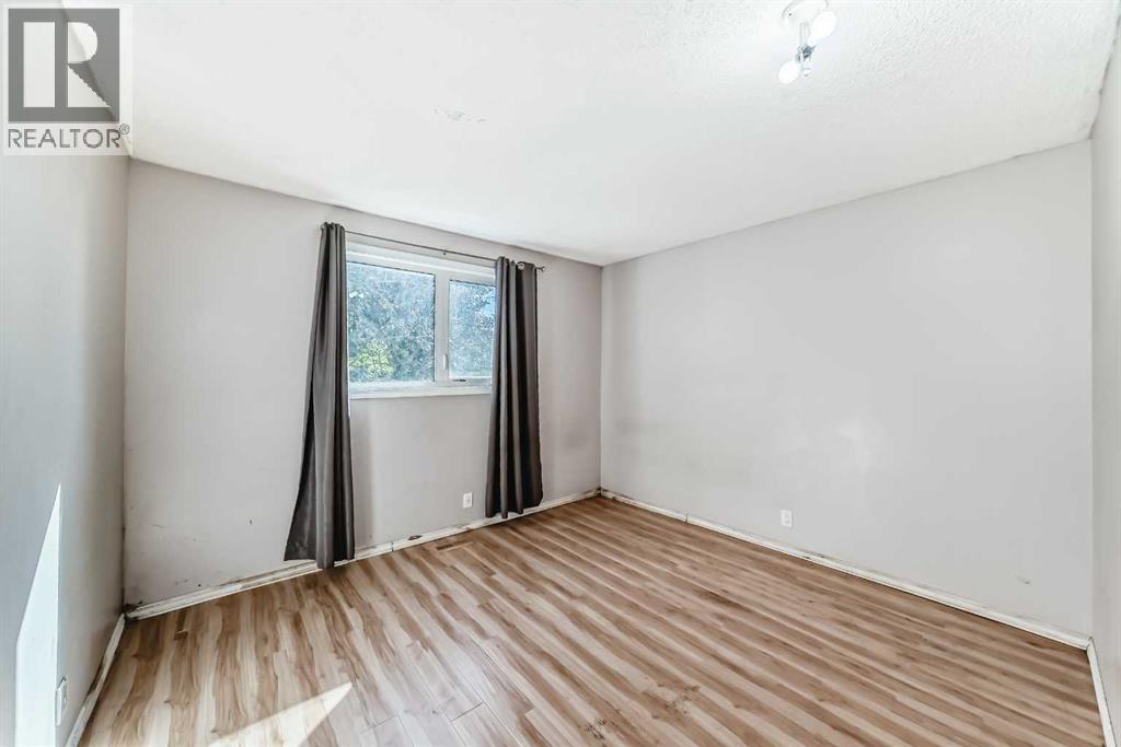 Photo 20 of 231 Falton Drive Ne, Calgary AB