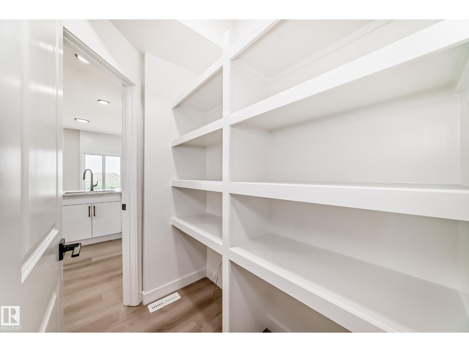 Photo 14 of 49 Patriot Wy, Spruce Grove AB