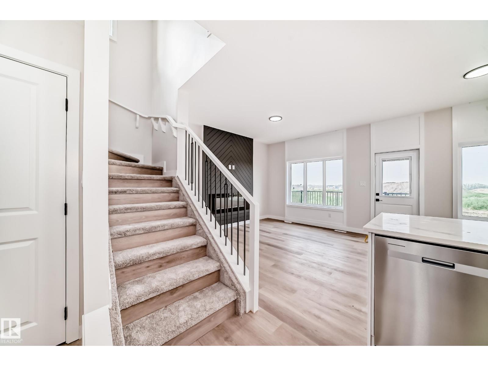 Photo 17 of 49 Patriot Wy, Spruce Grove AB