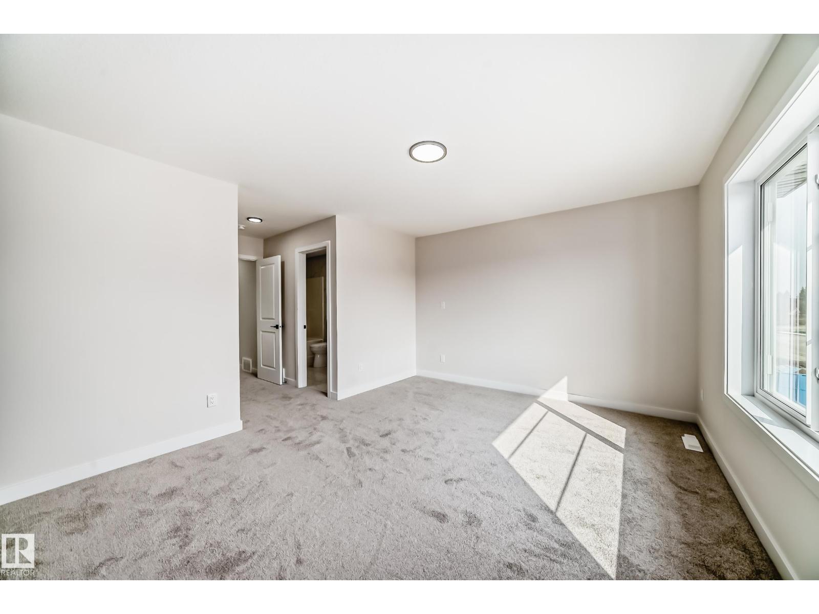 Photo 21 of 49 Patriot Wy, Spruce Grove AB