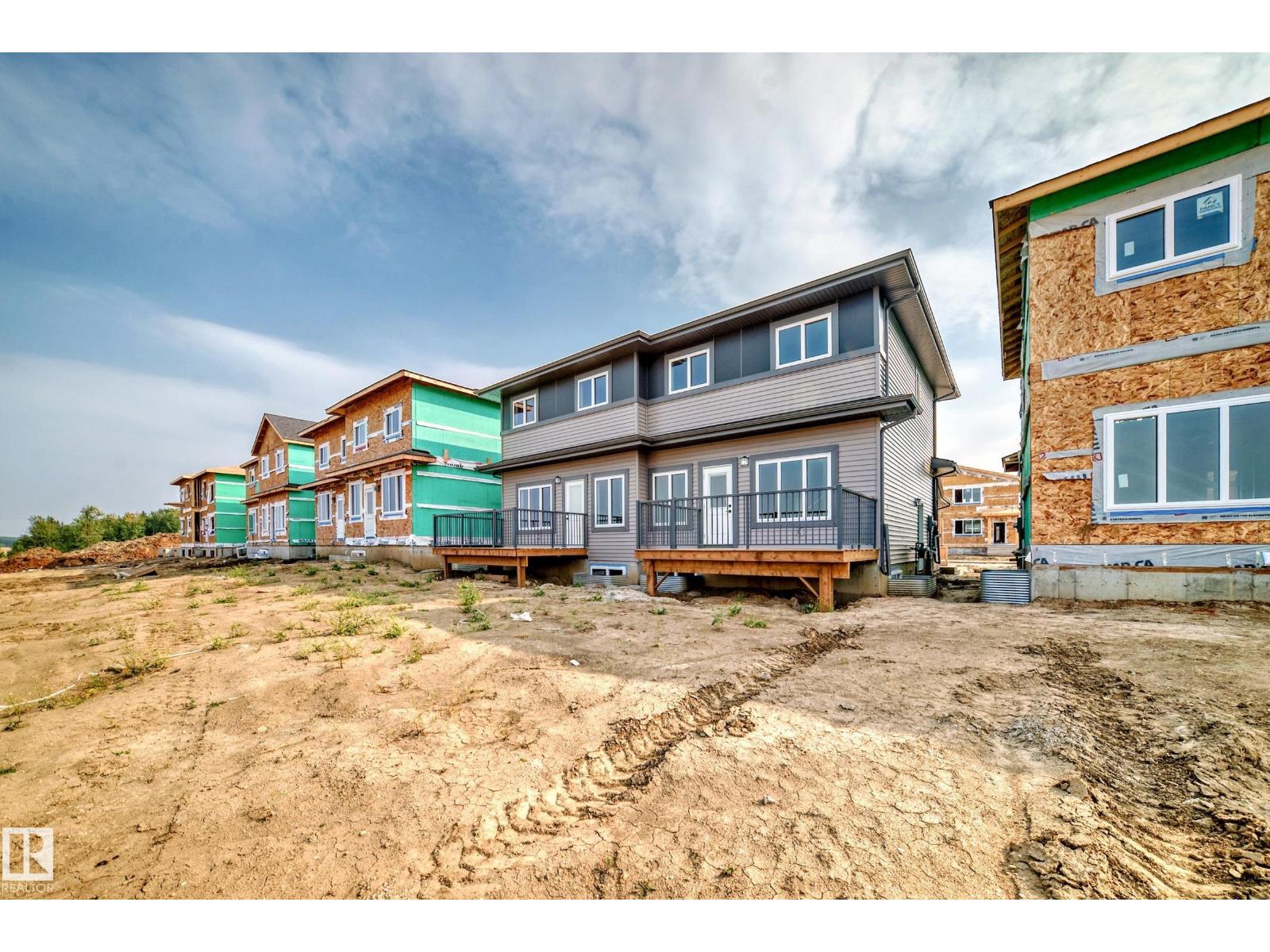 Photo 33 of 49 Patriot Wy, Spruce Grove AB