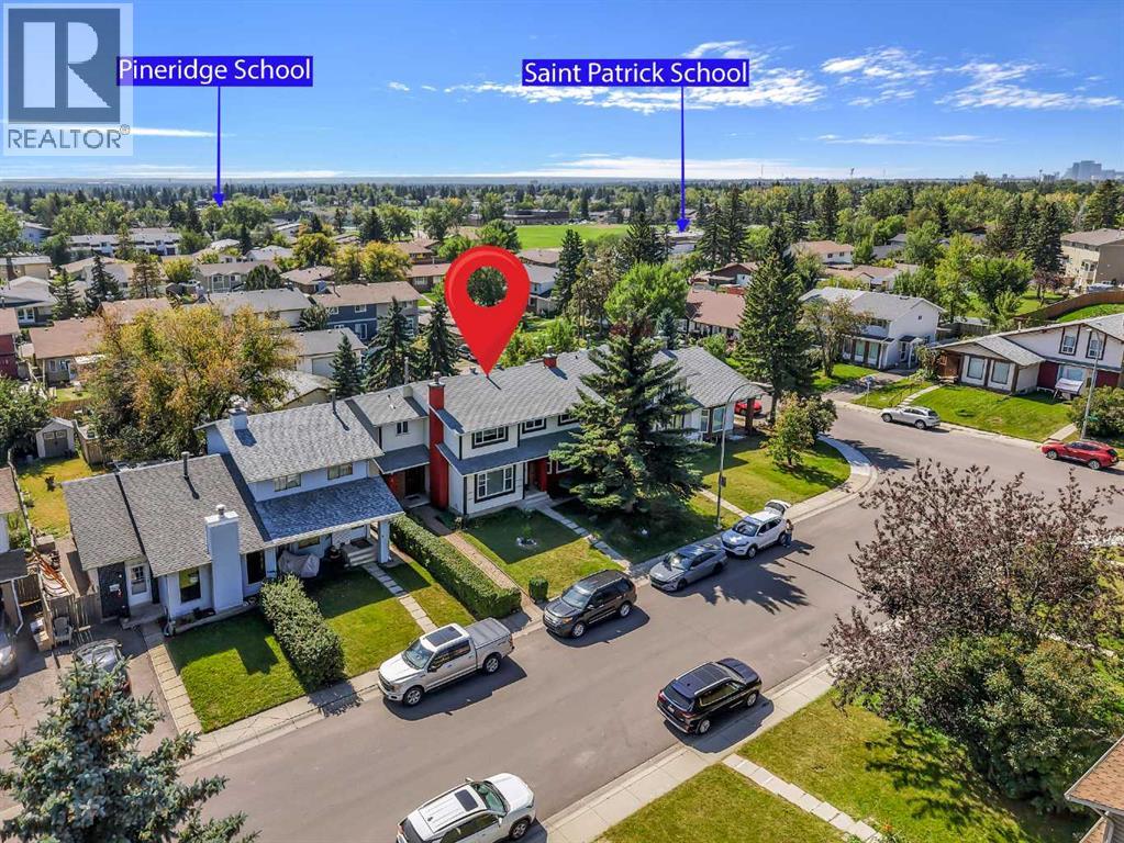 Single Family House for Sale in  Pinelore Place NE Pineridge Calgary 