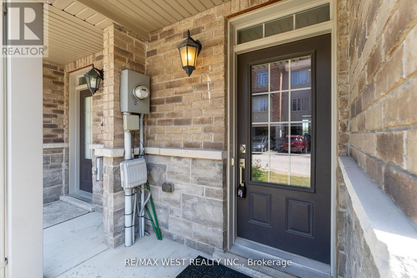 Photo 14 of 515 Winston Road, Grimsby ON