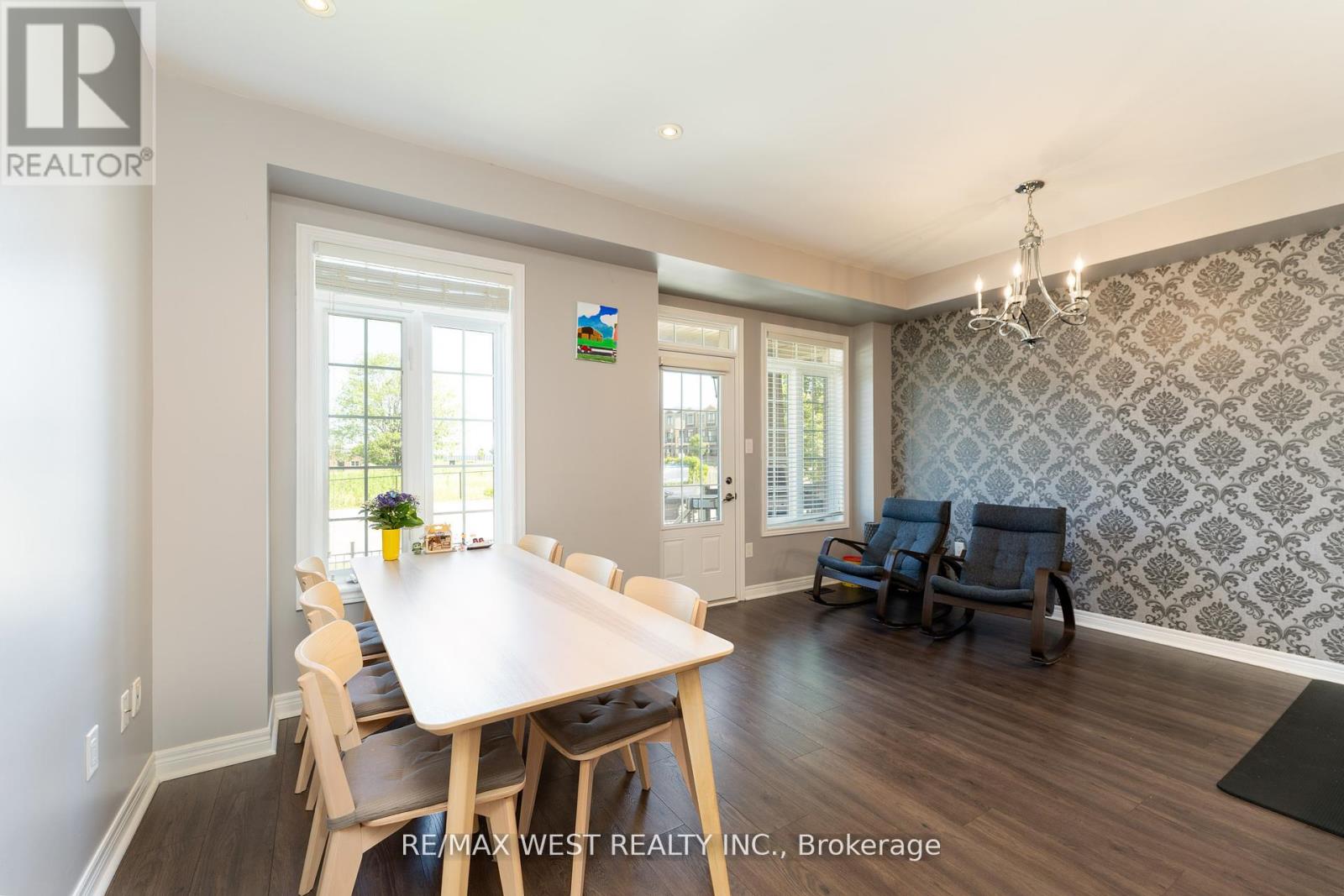Photo 20 of 515 Winston Road, Grimsby ON