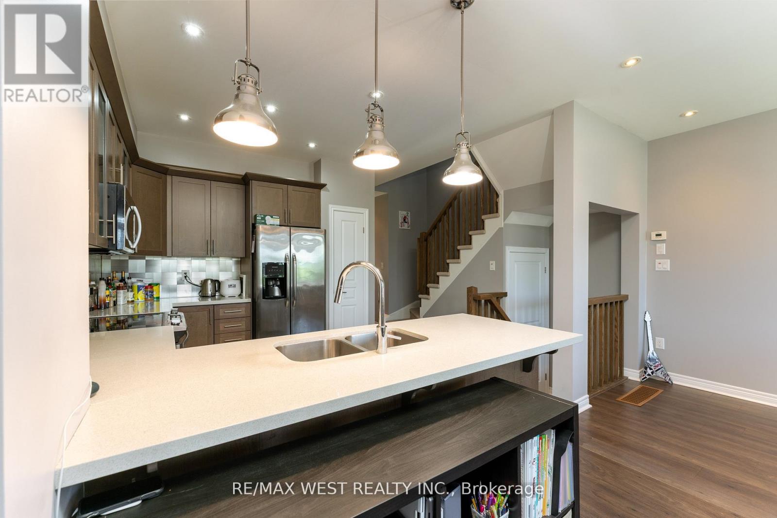 Photo 22 of 515 Winston Road, Grimsby ON