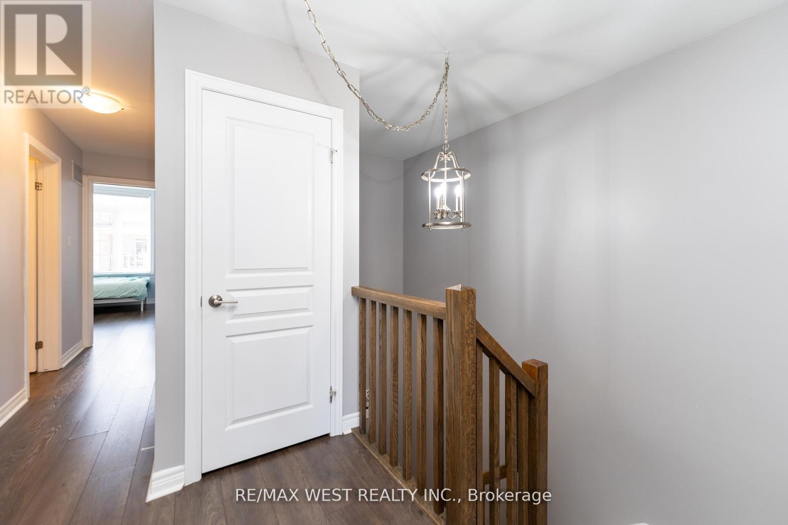 Photo 35 of 515 Winston Road, Grimsby ON