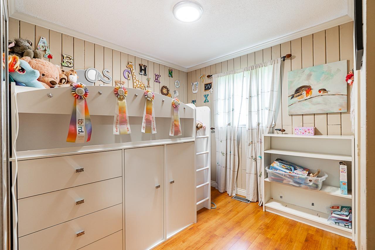 Photo 11 of 2527 256 Street, Langley BC