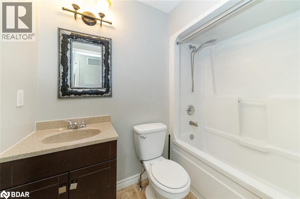 Photo 18 of 94 Buchanan Street, Barrie ON