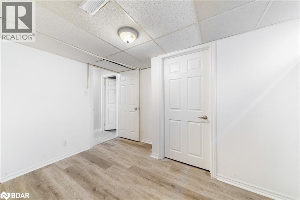 Photo 24 of 94 Buchanan Street, Barrie ON