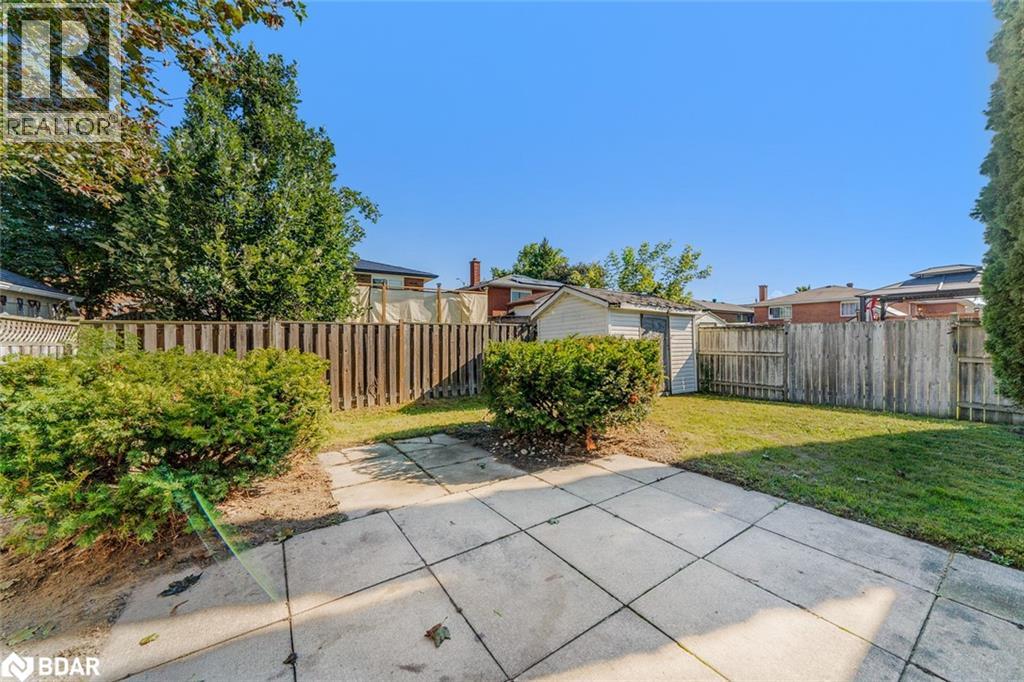 Photo 35 of 94 Buchanan Street, Barrie ON