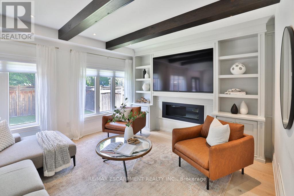 Photo 6 of 3424 Skipton Lane, Oakville ON