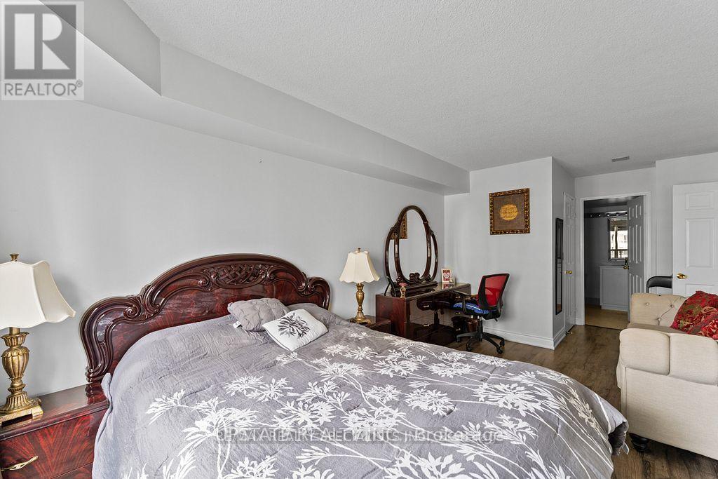 Photo 23 of 1208 325 Webb Drive, Mississauga ON