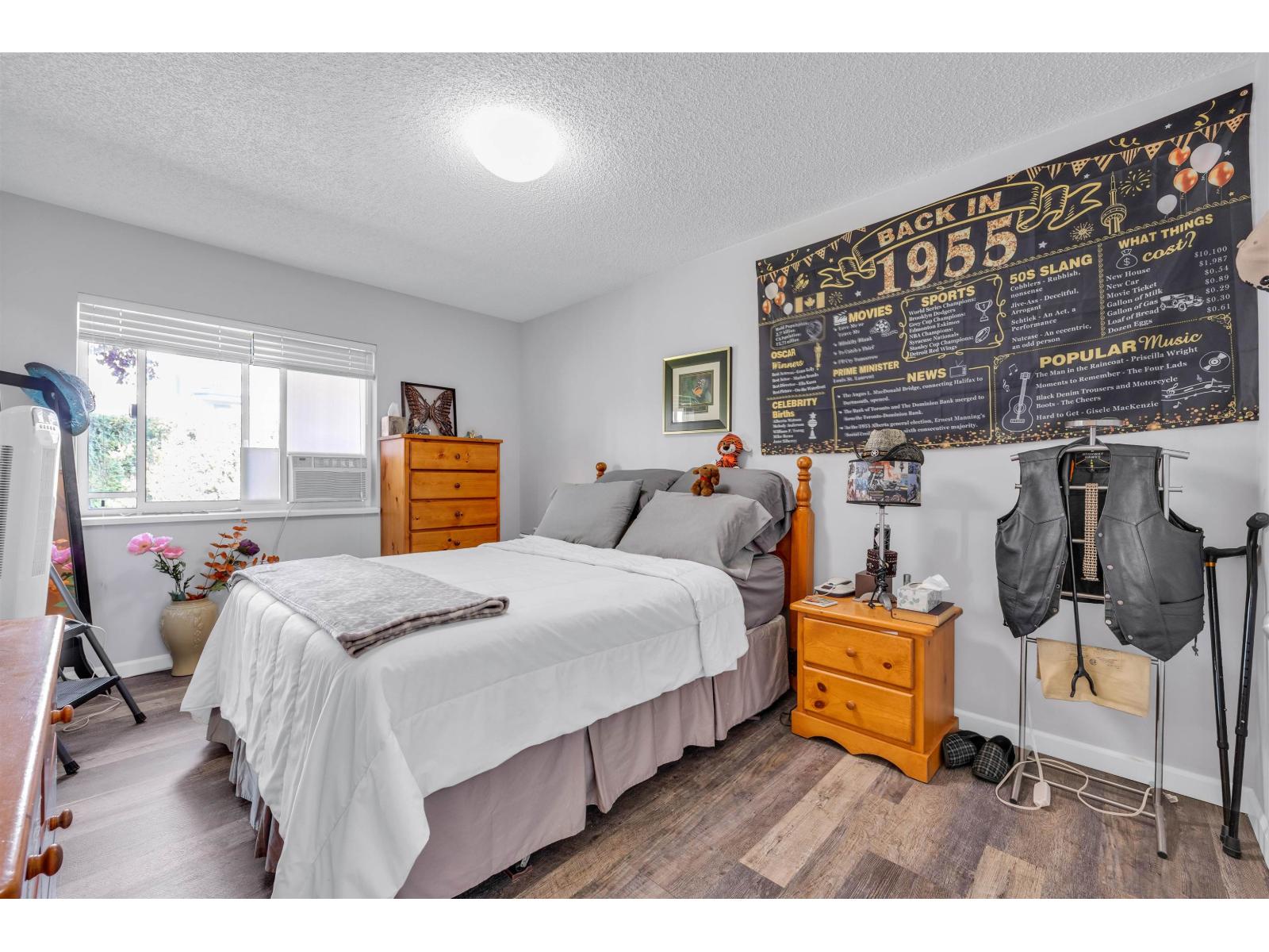 Photo 8 of 11 5365 205 Street, Langley BC