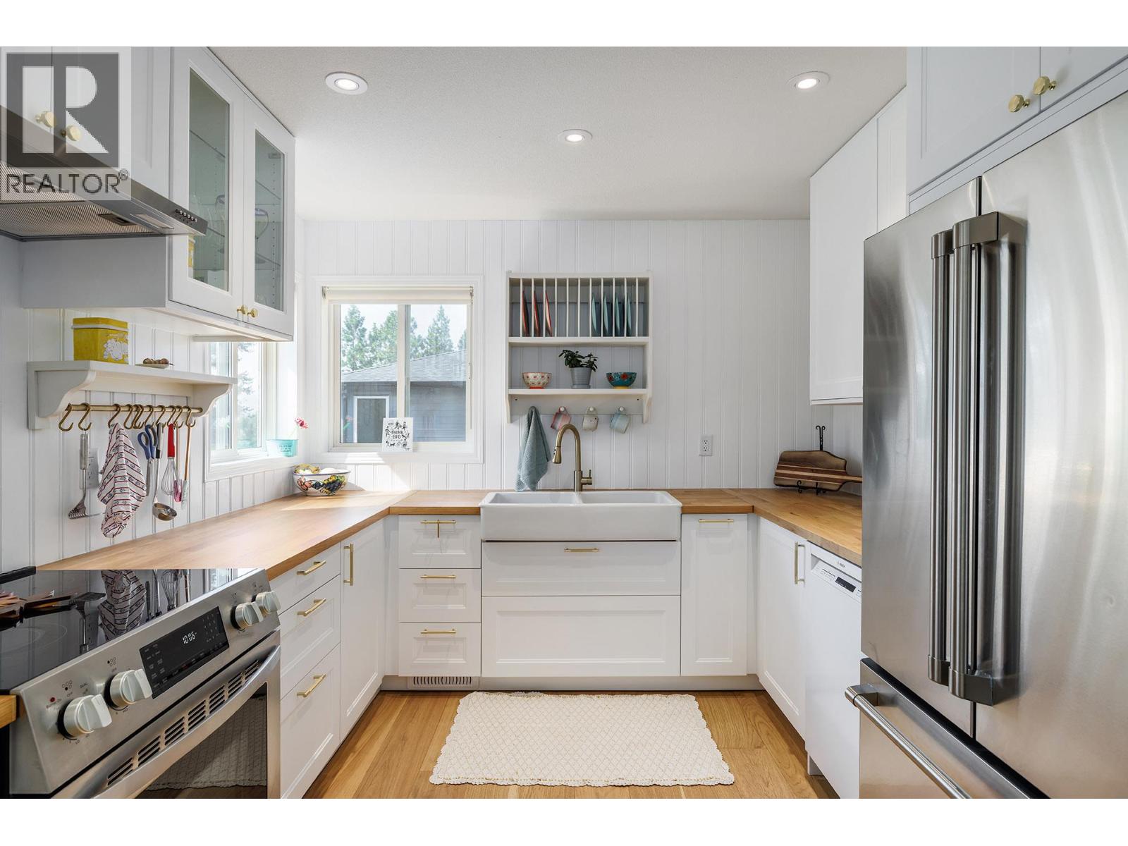 4607 Ponderosa Drive, Peachland