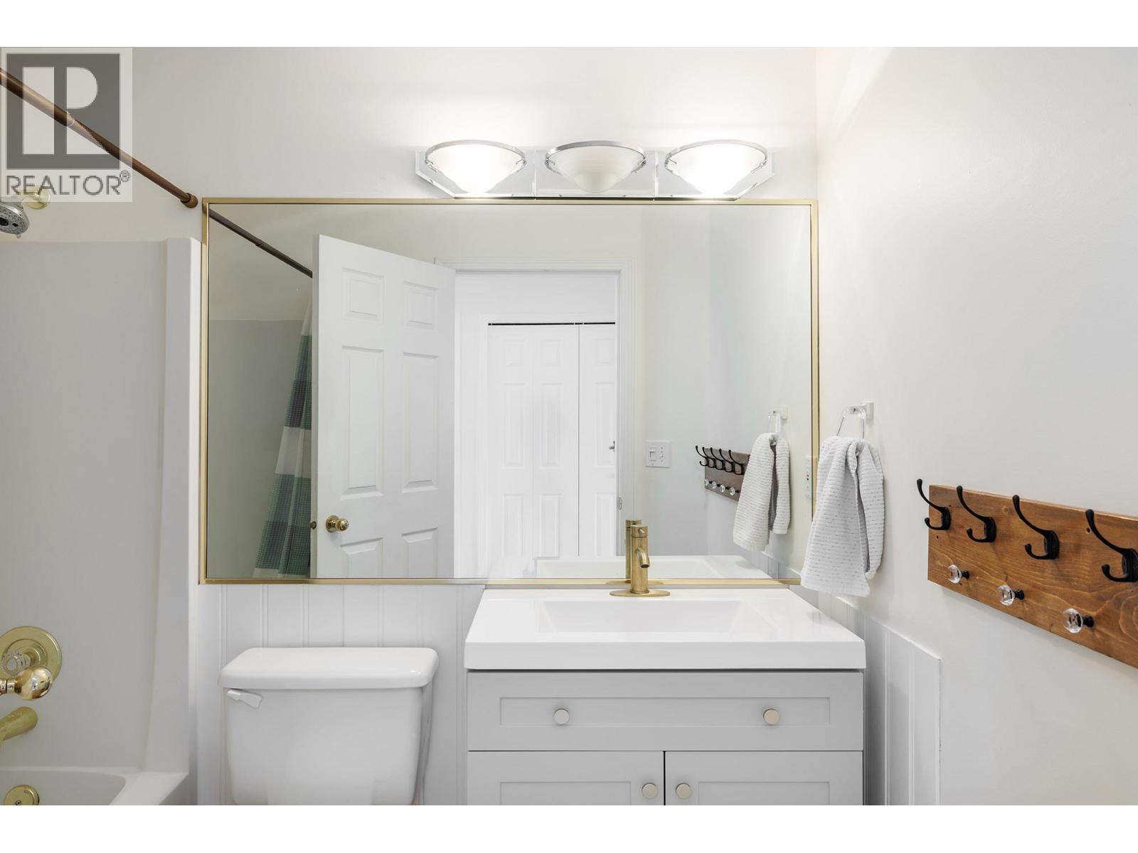 4607 Ponderosa Drive, Peachland