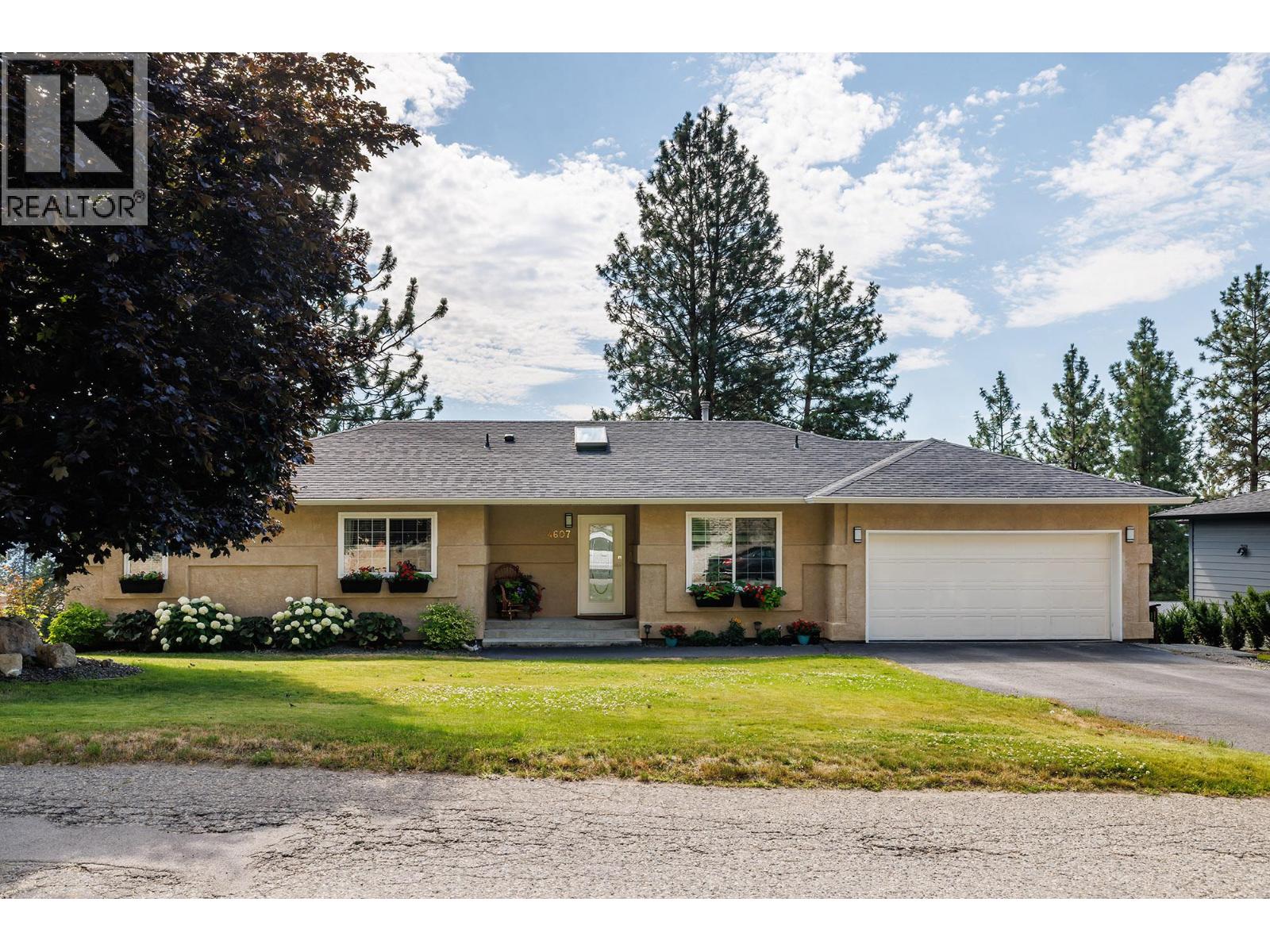 4607 Ponderosa Drive, Peachland