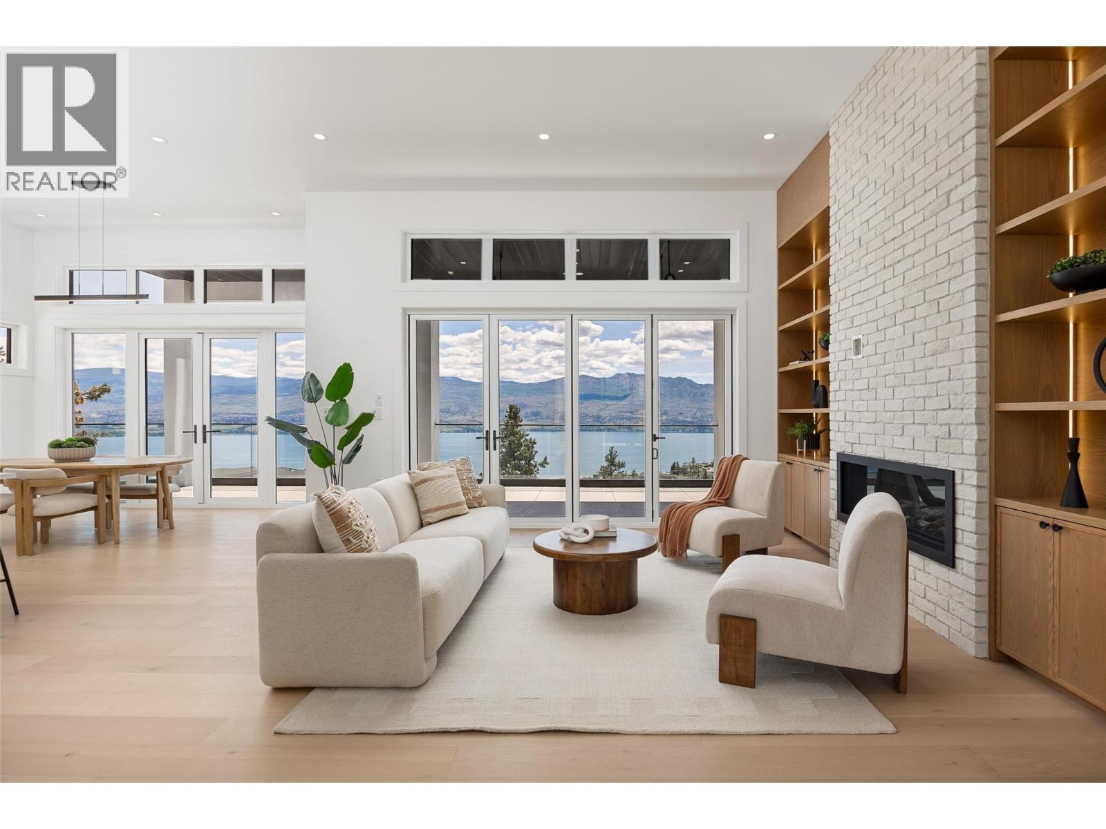  1435 Vineyard Drive, West Kelowna