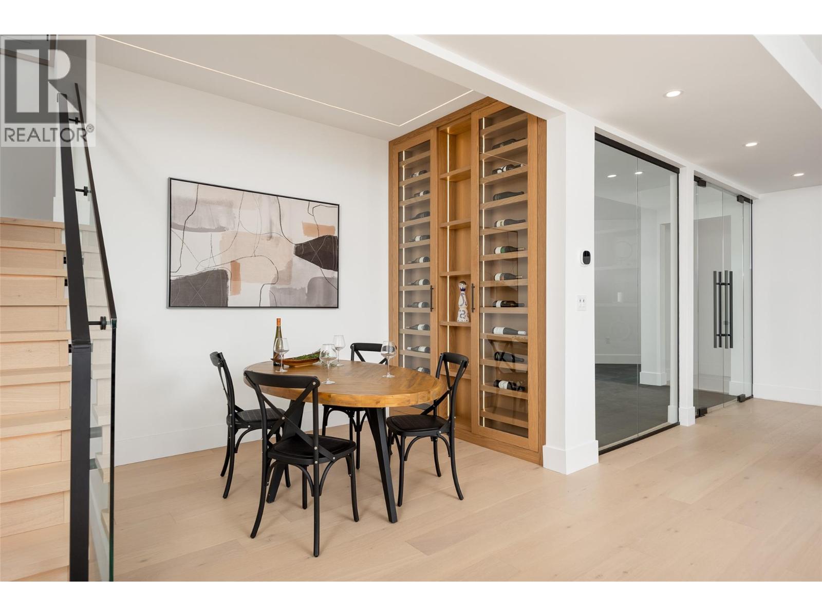  1435 Vineyard Drive, West Kelowna