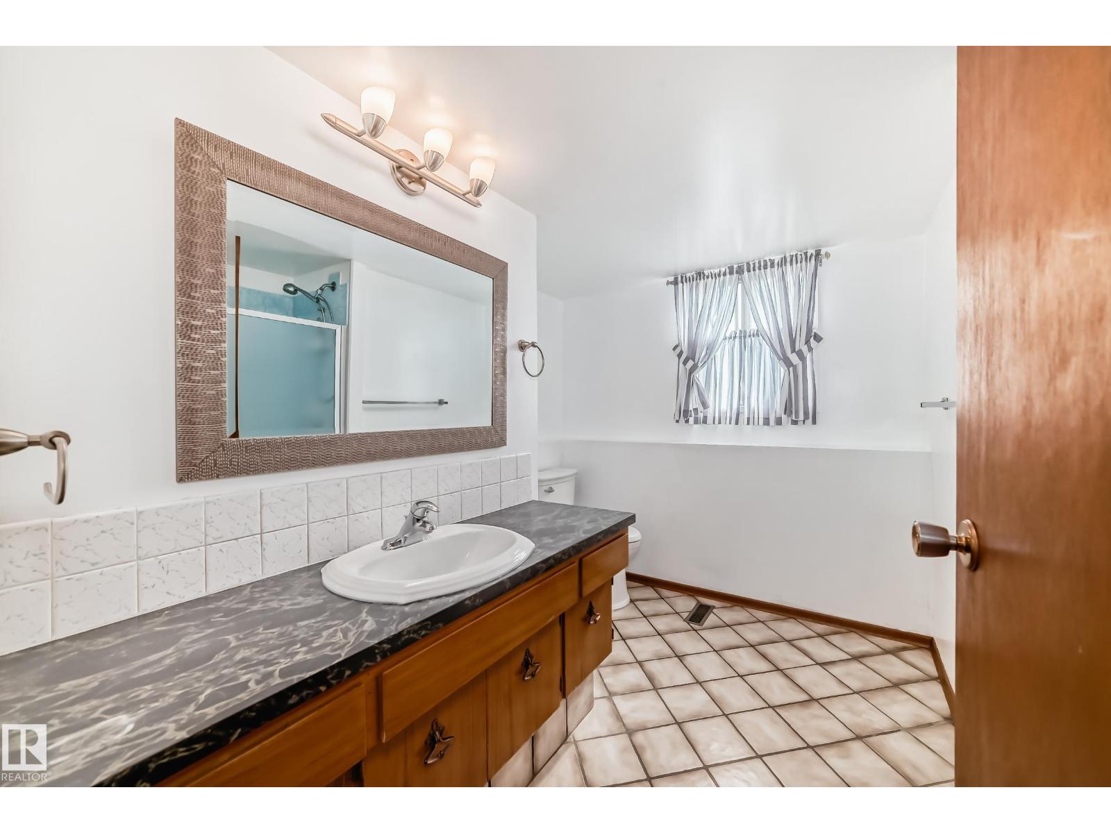Photo 44 of 1005 Strathcona Dr, Sherwood Park AB