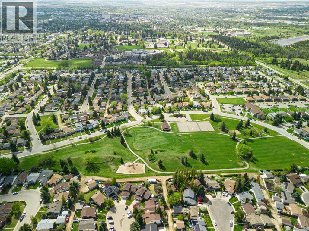 Photo 24 of 24 Caswell Close, Red Deer AB