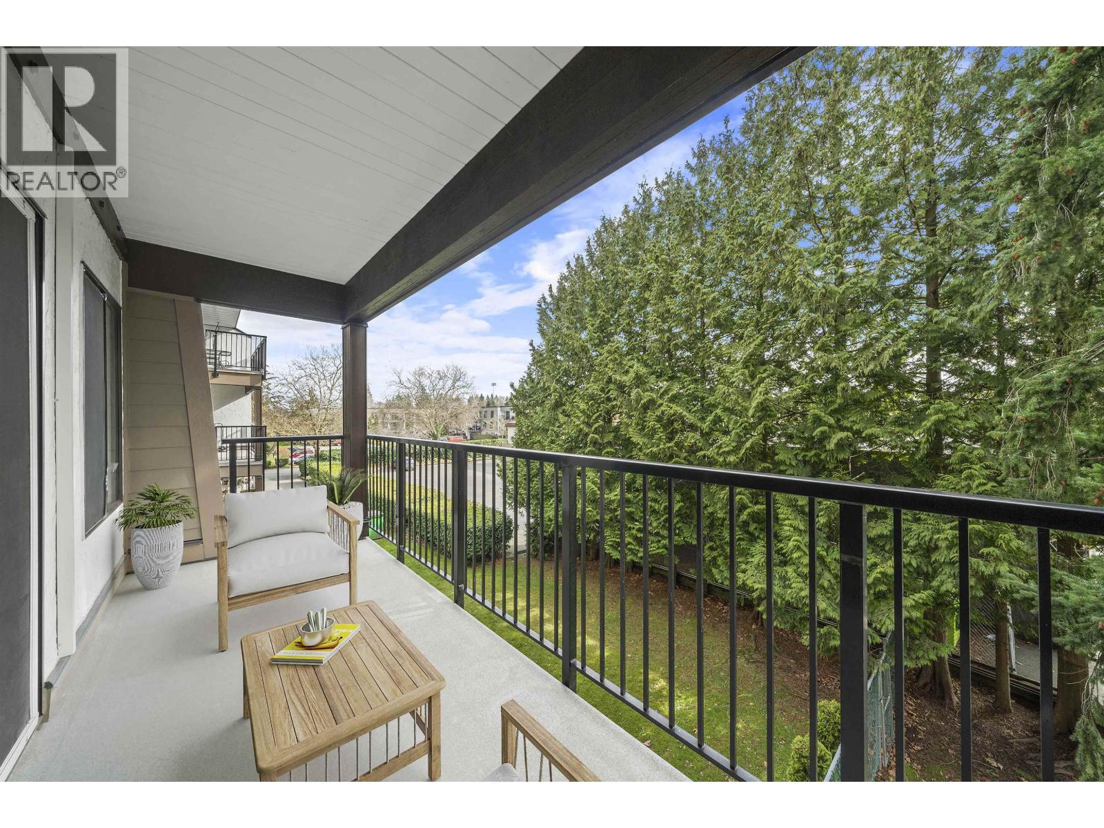 Photo 8 of 214 8860 No 1 Road, Richmond BC