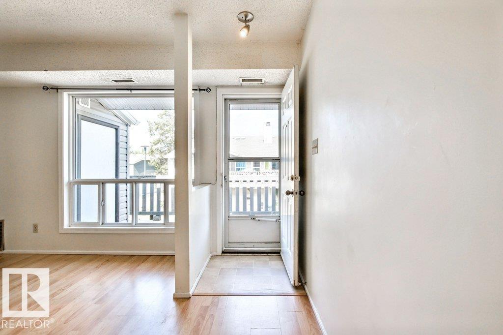 Photo 24 of 12 1503 Mill Woods Nw, Edmonton AB