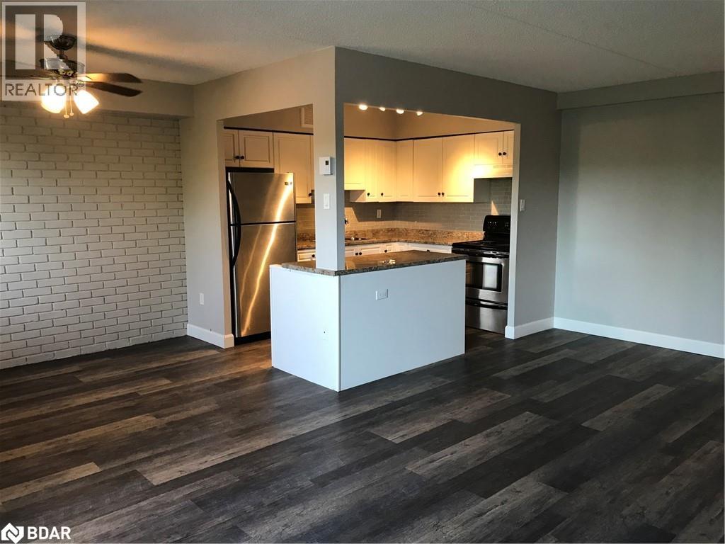Photo 5 of 460 Ontario Street Unit 406, Collingwood ON
