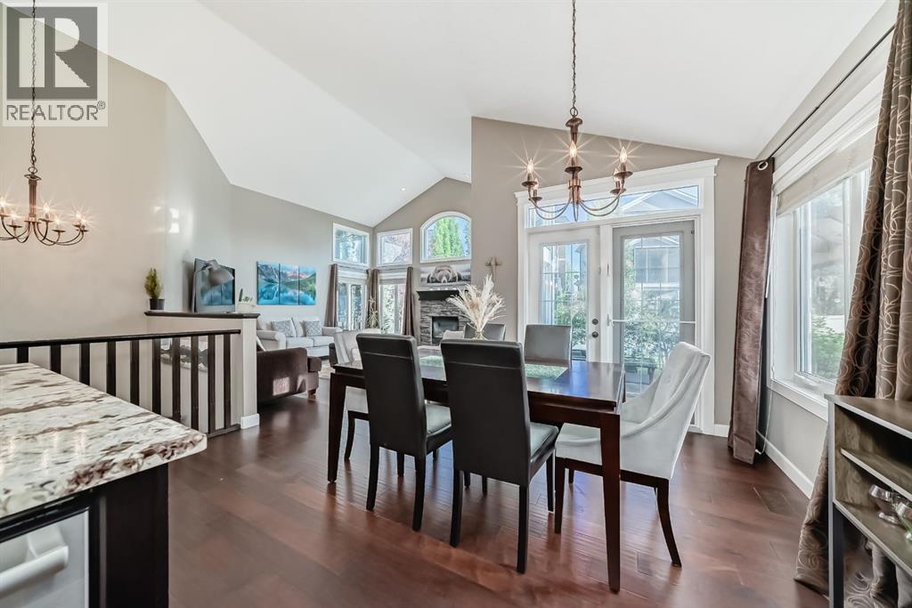 Photo 10 of 68 Ridge View Close, Cochrane AB