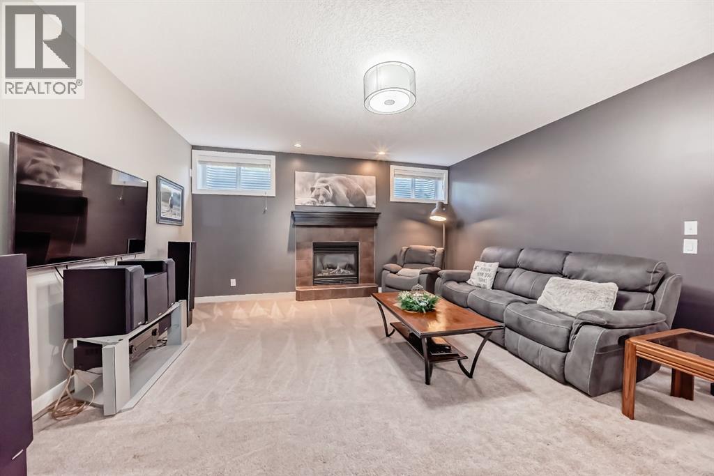 Photo 25 of 68 Ridge View Close, Cochrane AB