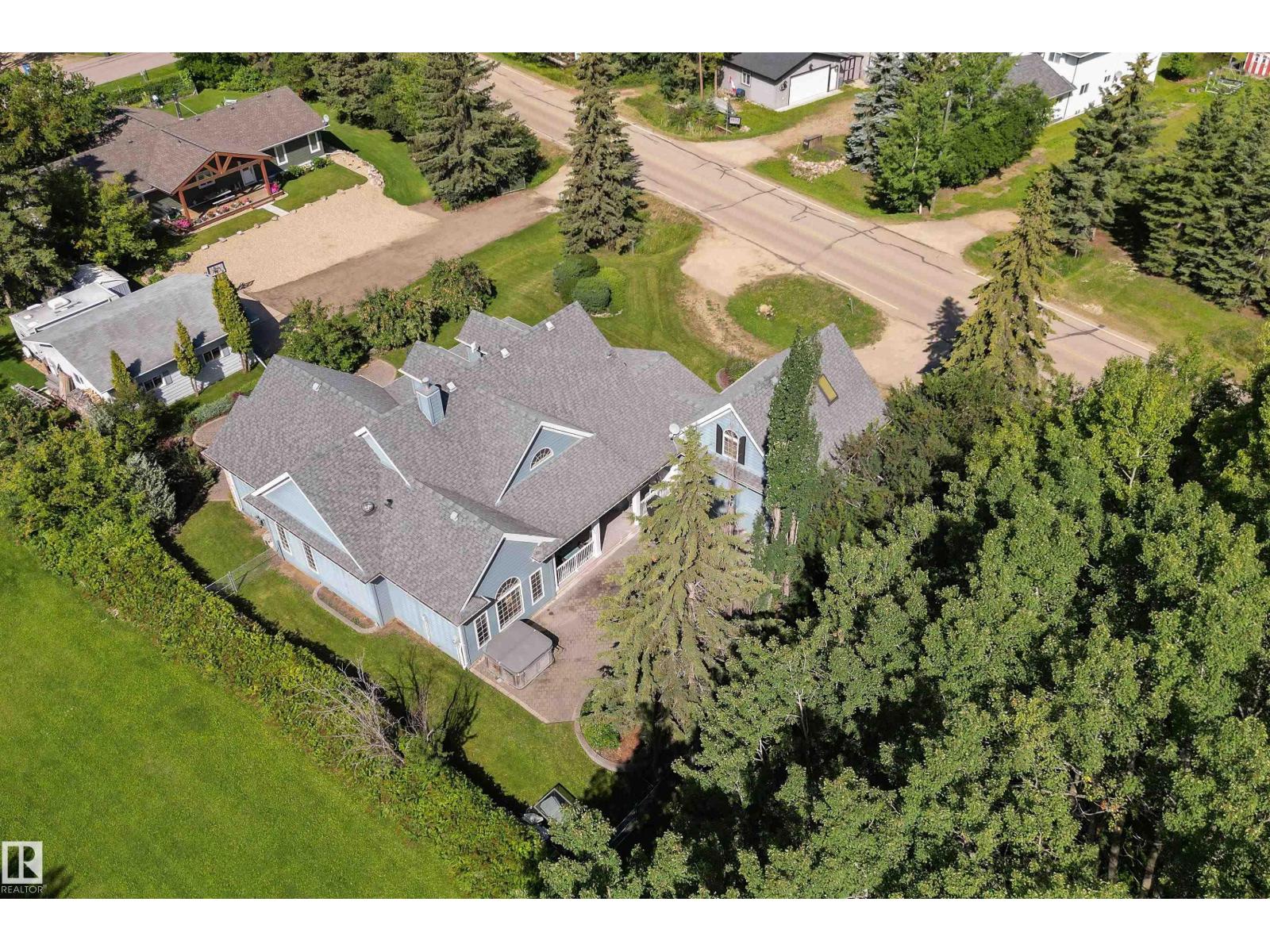 Photo 13 of 2 A Silver Beach Rd, Rural Wetaskiwin County AB