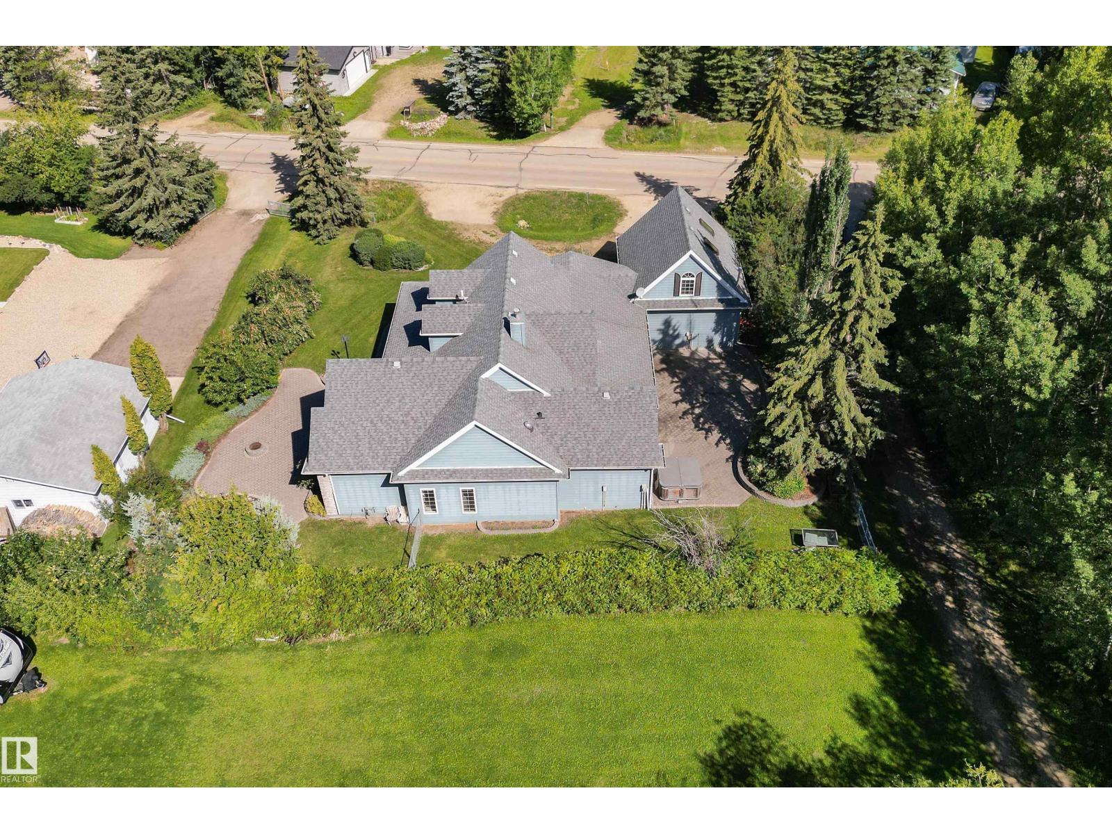 Photo 12 of 2 A Silver Beach Rd, Rural Wetaskiwin County AB