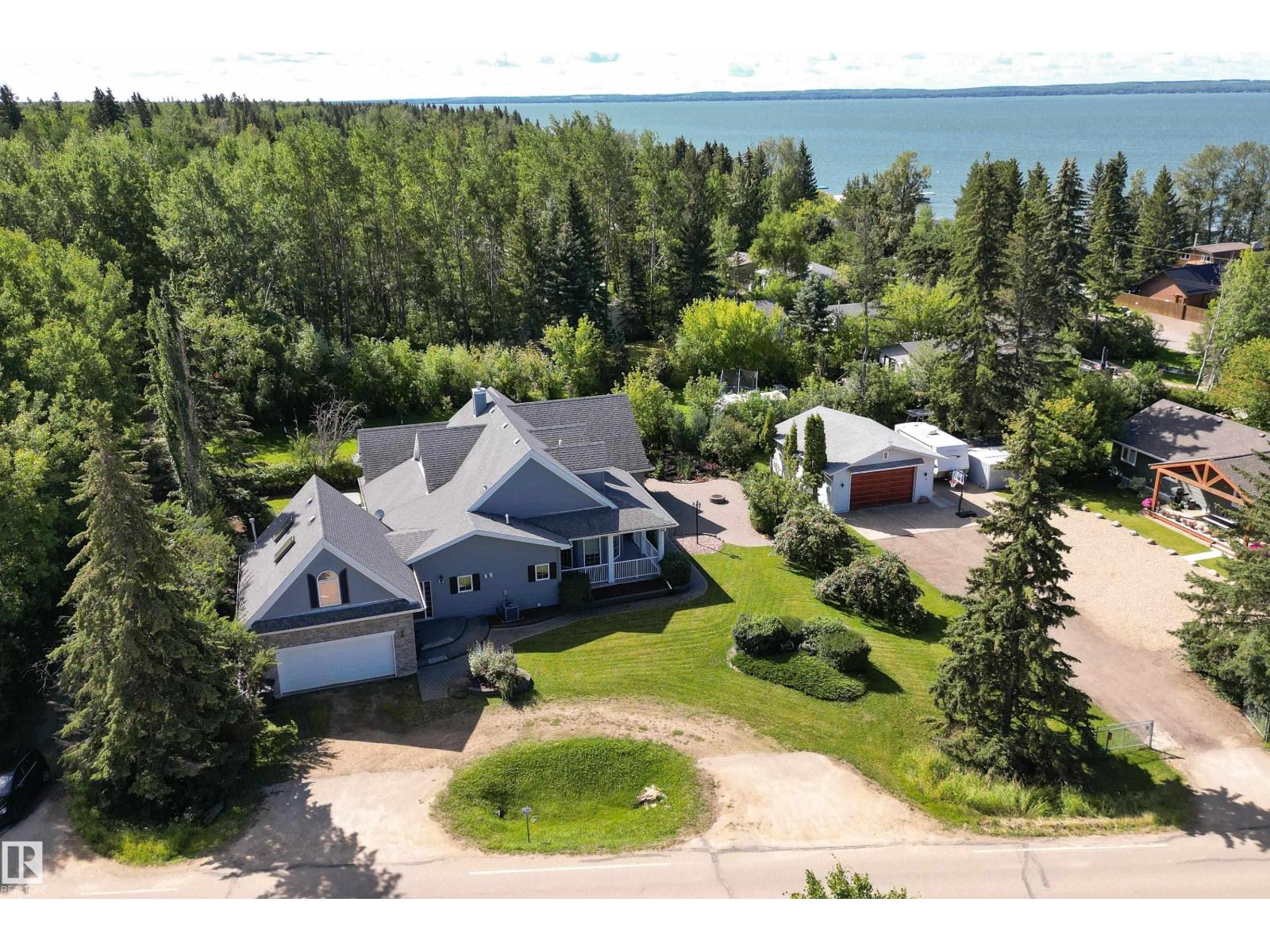 Photo 5 of 2 A Silver Beach Rd, Rural Wetaskiwin County AB