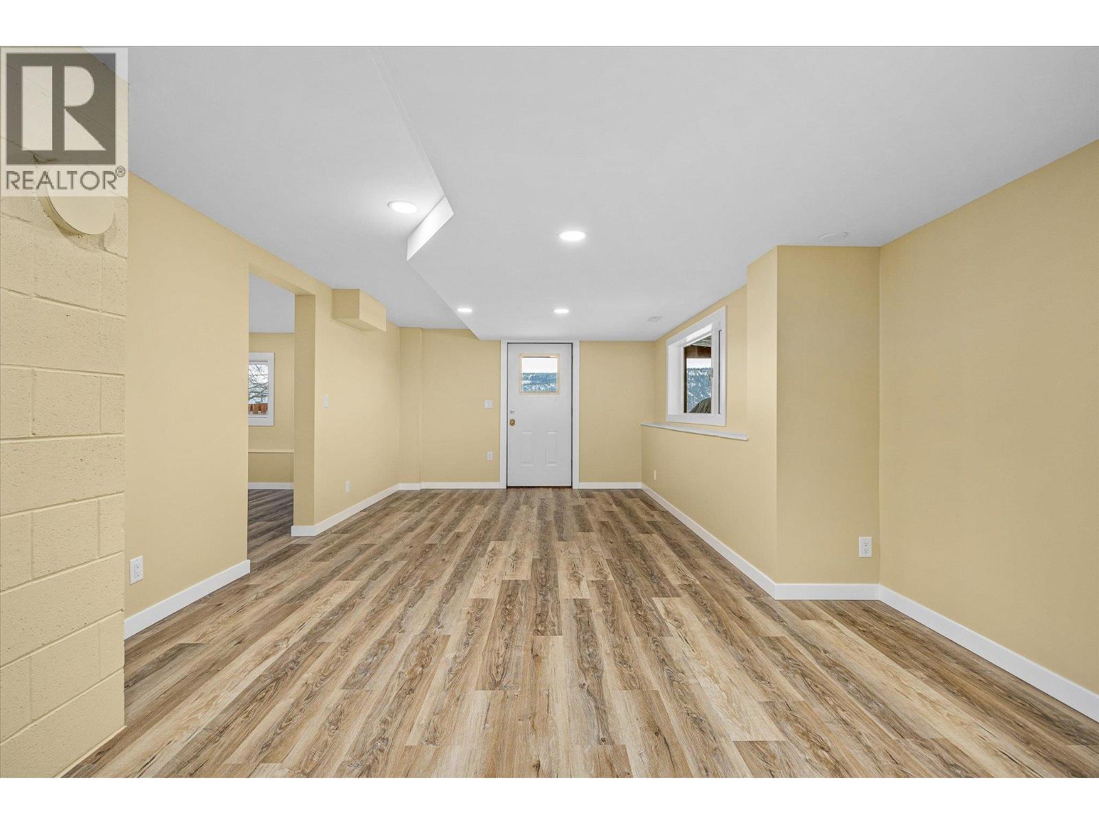  14231 East Hill Road, Lake Country