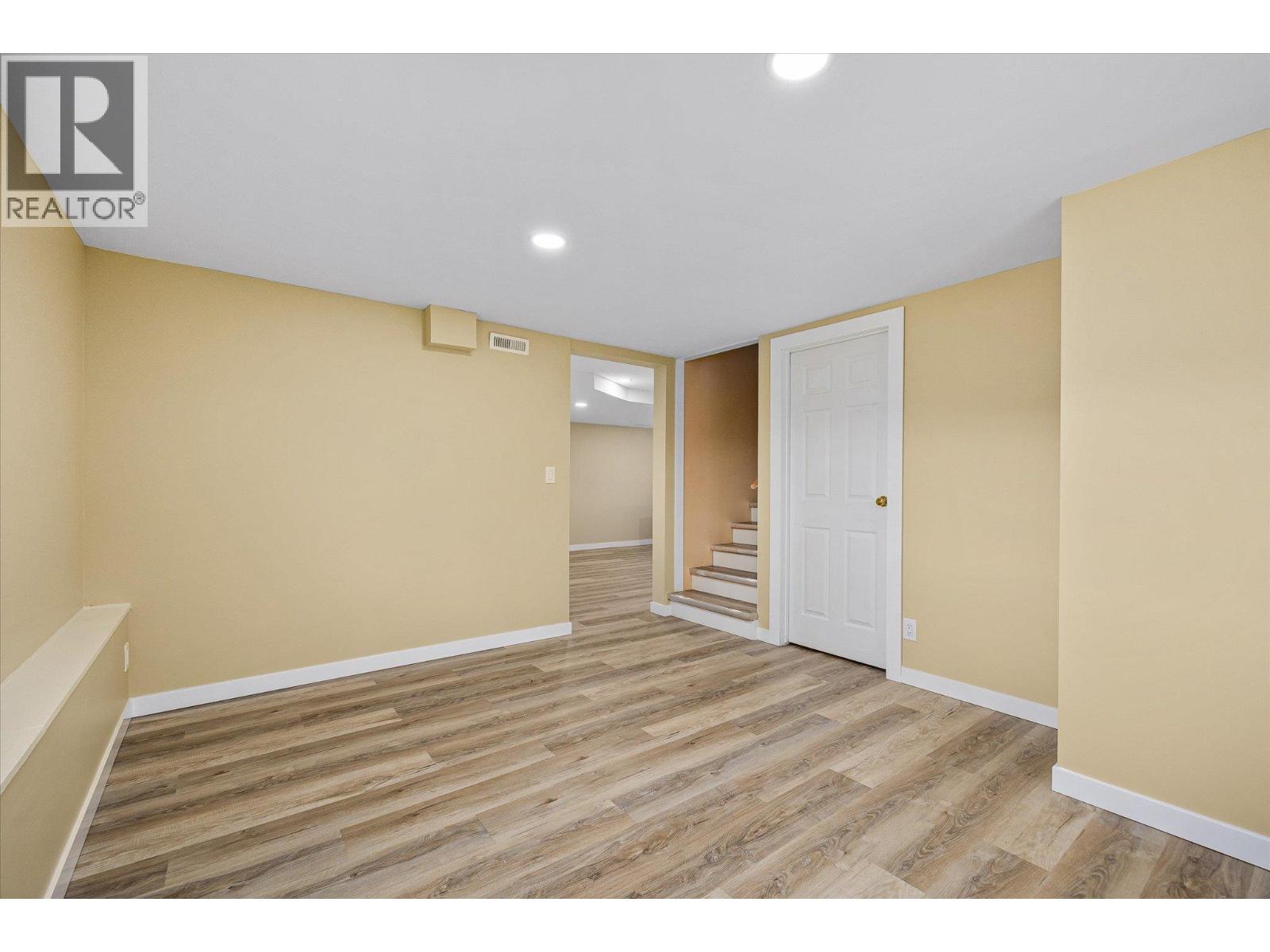  14231 East Hill Road, Lake Country