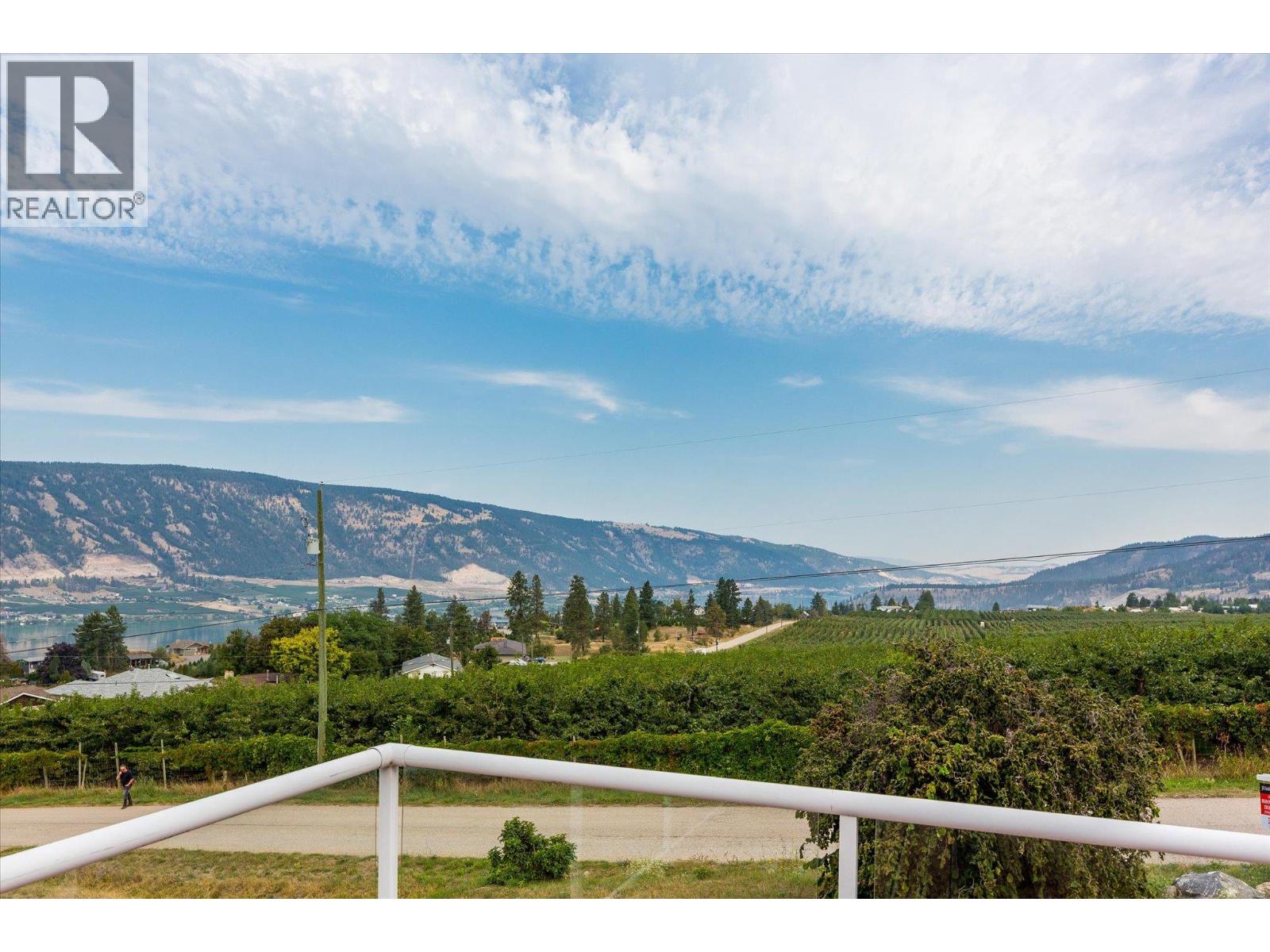  14231 East Hill Road, Lake Country