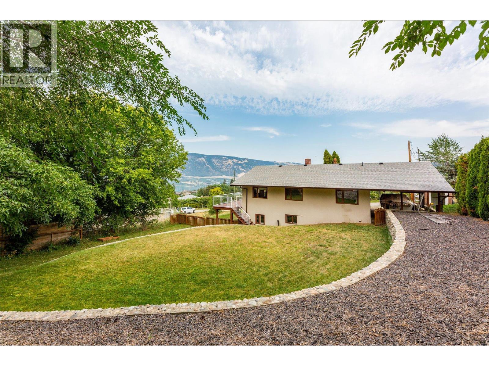  14231 East Hill Road, Lake Country