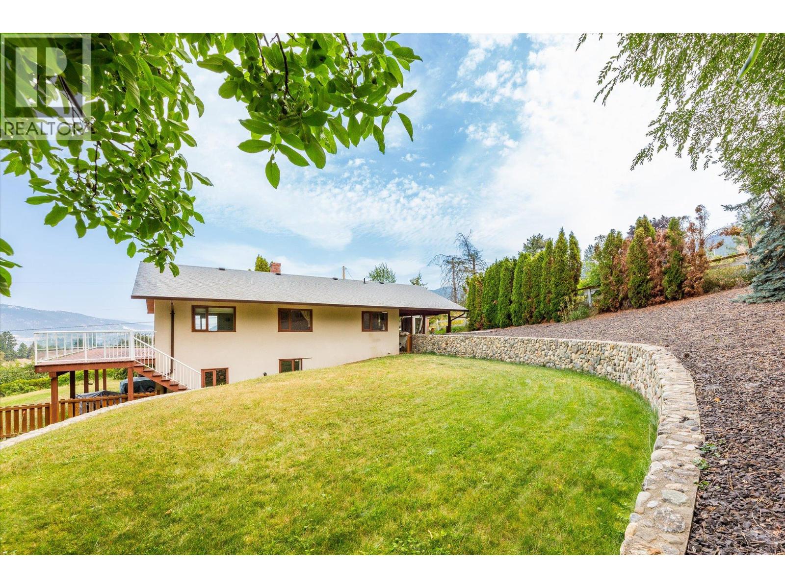  14231 East Hill Road, Lake Country