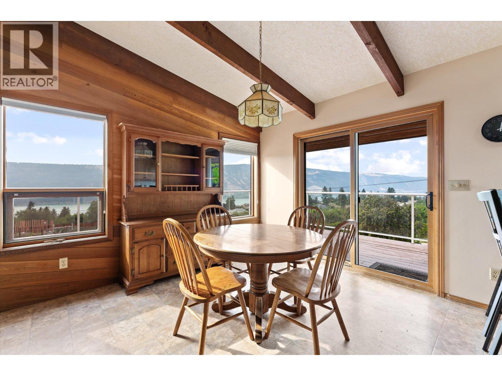  14231 East Hill Road, Lake Country