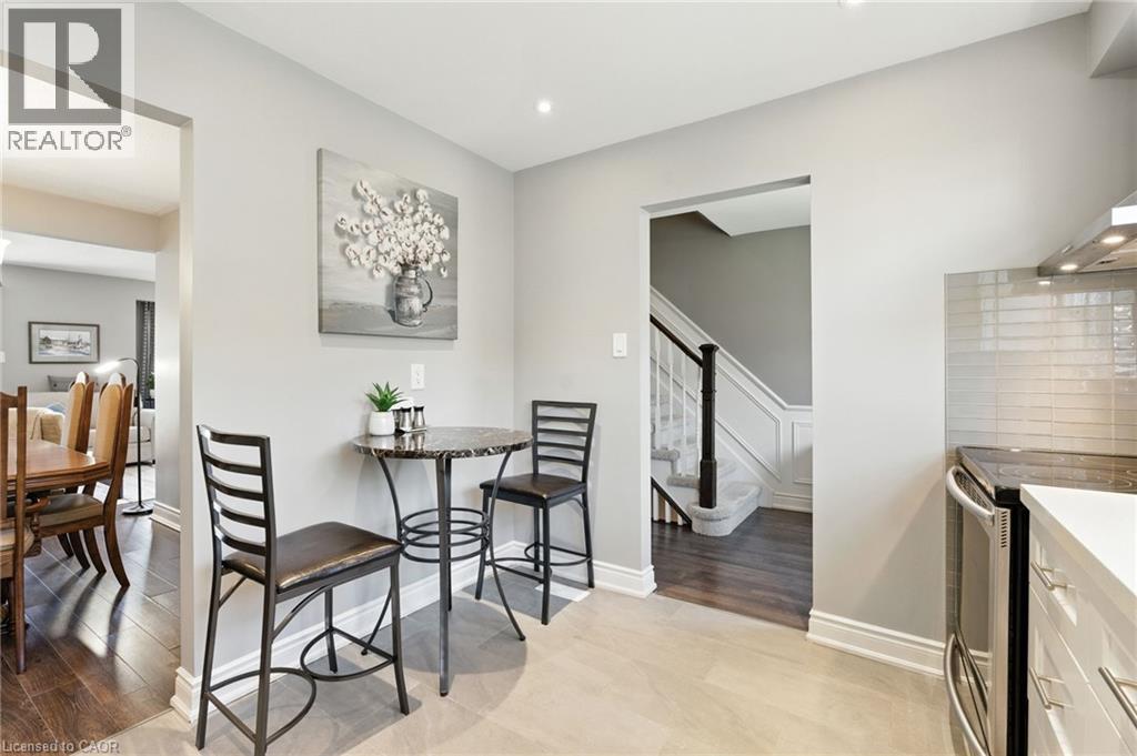 Photo 11 of 2254 Upper Middle Road Unit 3, Burlington ON