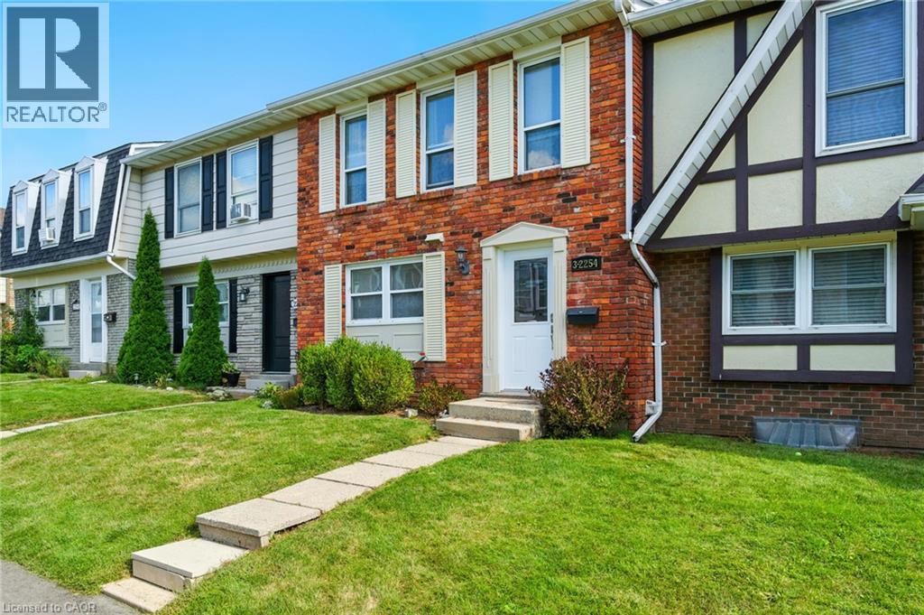 Photo 2 of 2254 Upper Middle Road Unit 3, Burlington ON