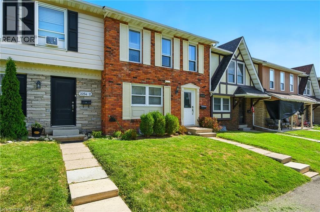 Photo 3 of 2254 Upper Middle Road Unit 3, Burlington ON