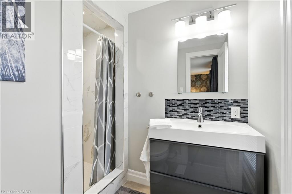 Photo 25 of 2254 Upper Middle Road Unit 3, Burlington ON