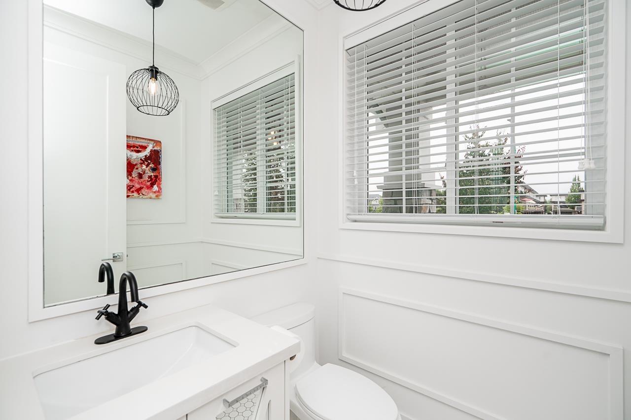 Photo 15 of 7289 194 A Street, Surrey BC